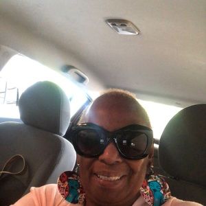 Meet your Posher, Cherry